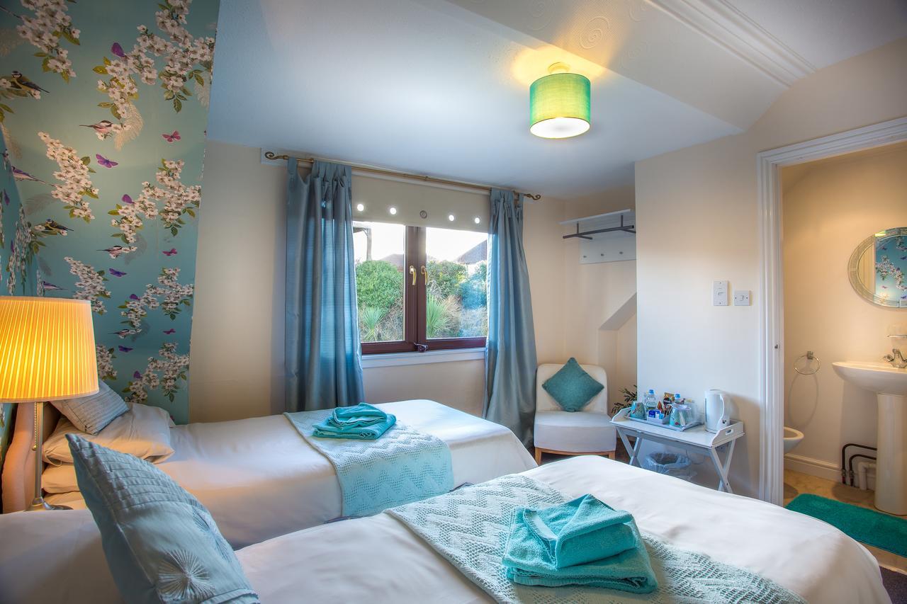 Neptunes Rest Guest Hotel สแตรนราร์ ภายนอก รูปภาพ